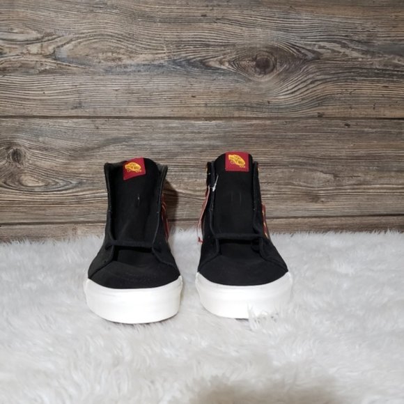 New Vans Harry Potter Gryffindor High Top Sneakers - Picture 2 of 8